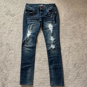 ALMOST FAMOUS JEANS